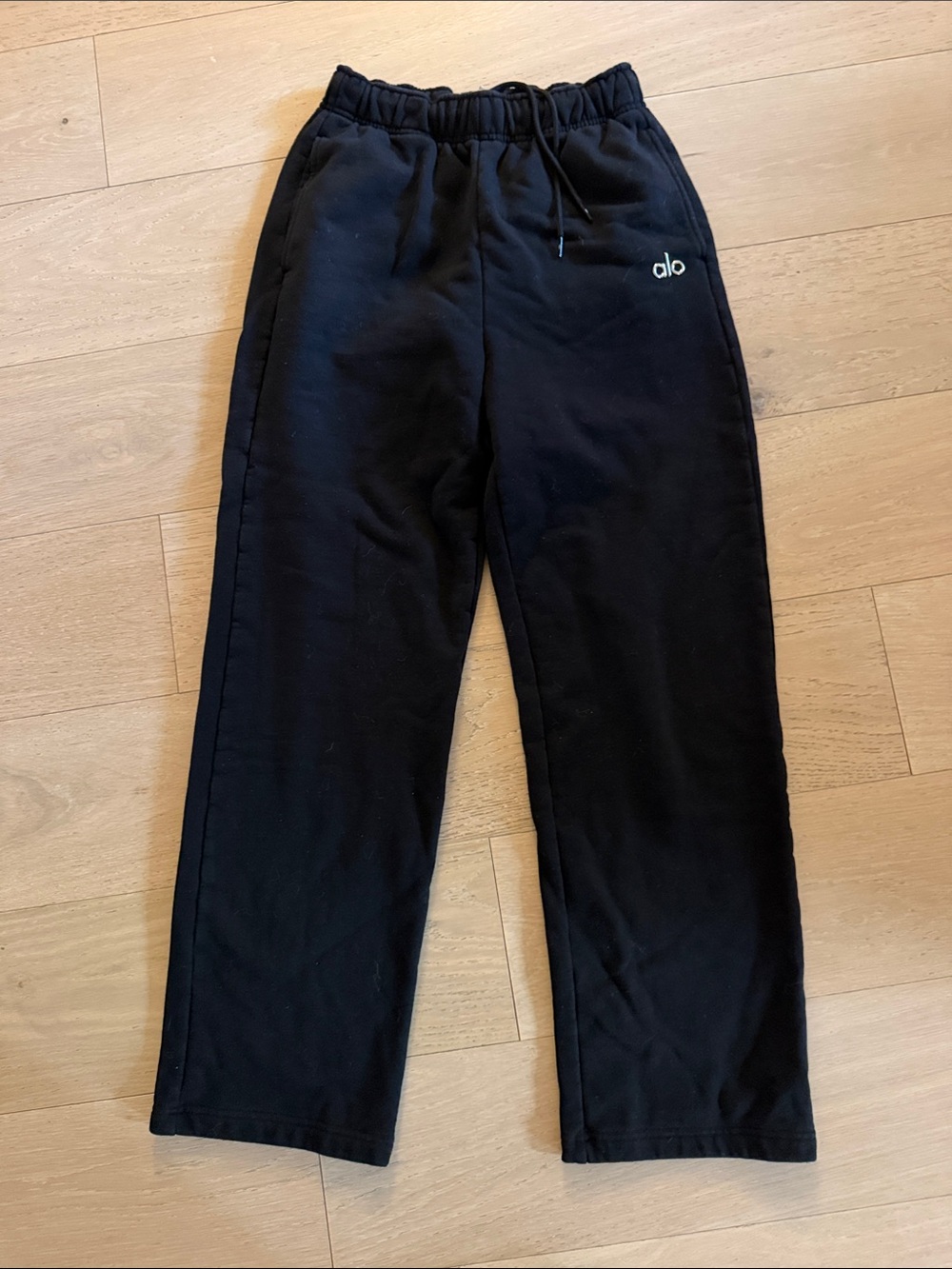 ALO Yoga Black Drawstring Jogger Pants